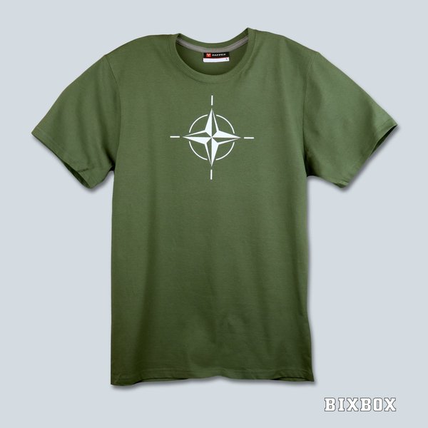 NATO kompassi miesten t-paita, oliivinvihreä